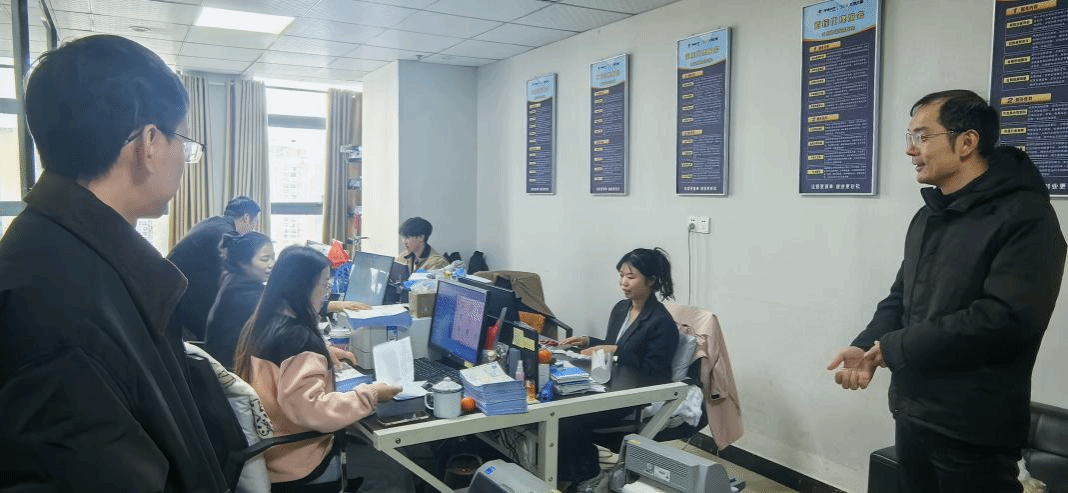 經(jīng)濟(jì)管理學(xué)院深入實(shí)習(xí)單位開展財(cái)務(wù)咨詢專項(xiàng)走訪檢查